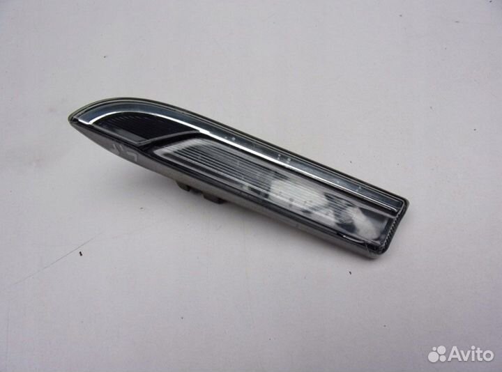 Поворотник в бампер Porsche