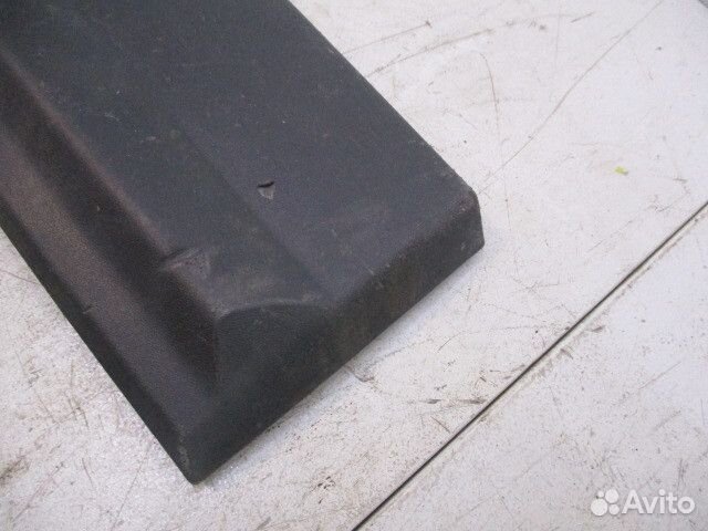 Накладка двери задней левой Kia Sorento 2 (XM)