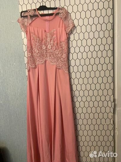 Вечернее платье в пол