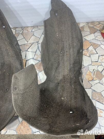 Подкрылок задний Mazda 6 седан 2.0 LF 2009