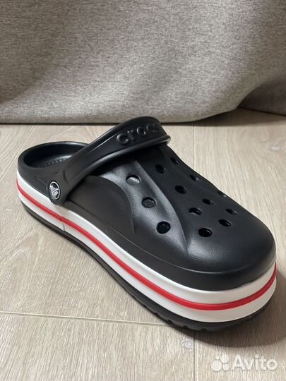 Crocs