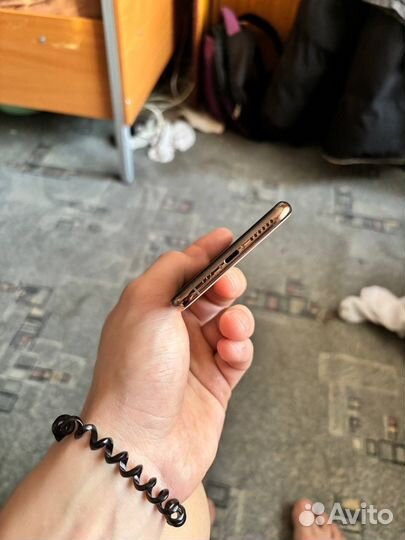 iPhone Xs, 64 ГБ