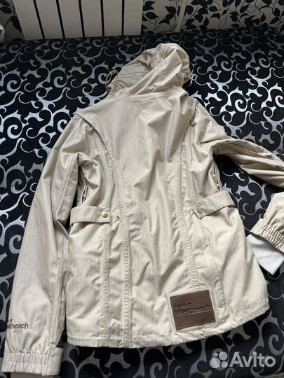 Горнолыжная куртка