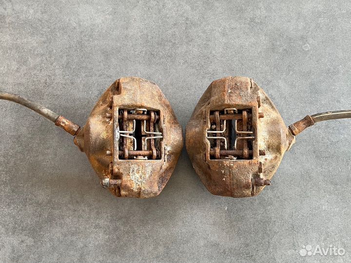 Суппорт задний mercedes w123