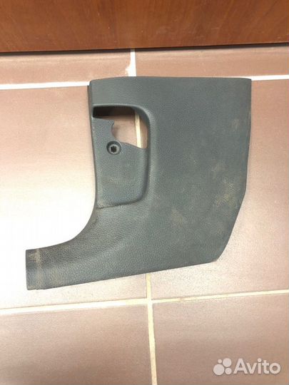 Обшивка стойки левая Volkswagen Polo sedan