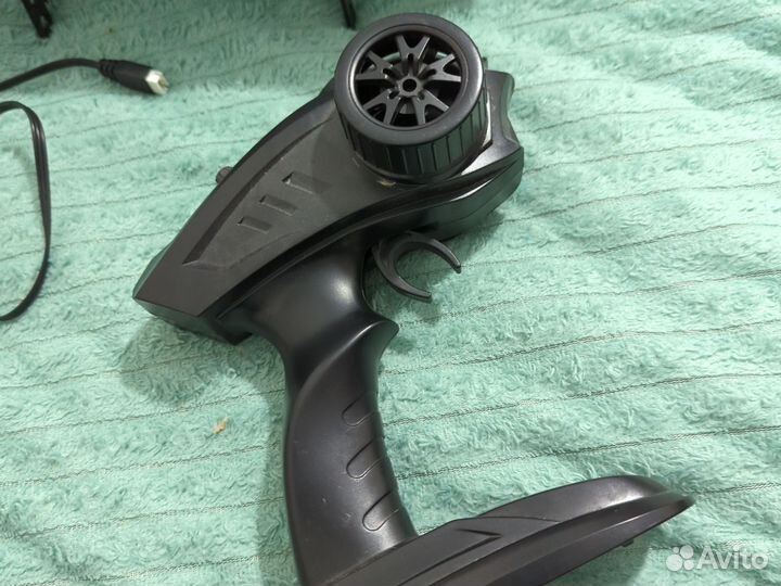 Радиоуправляемый катер