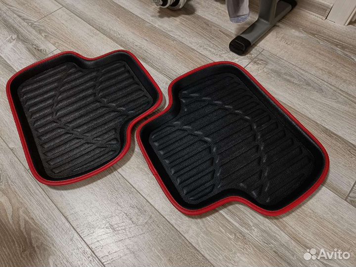 Универсальные задние коврики 2 шт
