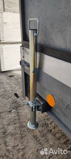 Прицеп легковой одноосный