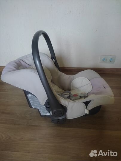 Автокресло (автолюлька) Inglesina