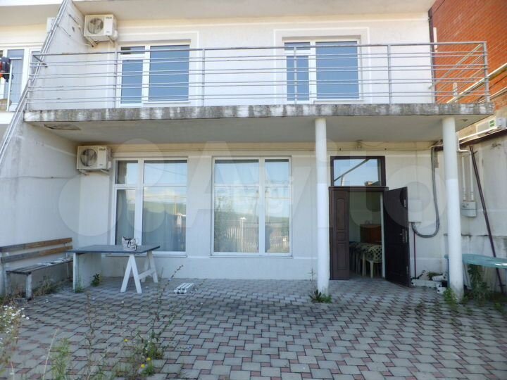 Дом 230 м² на участке 1,9 сот.