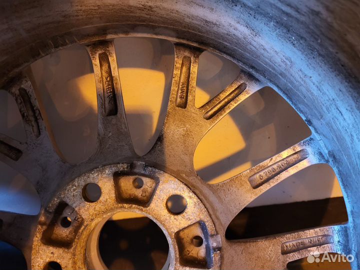 Комплект зимних колес R17 с дисками