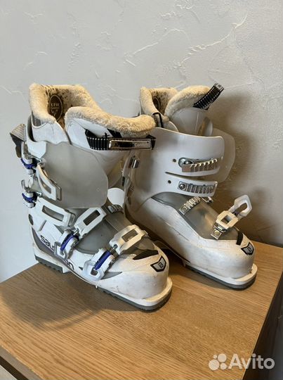 Горнолыжные ботинки Salomon