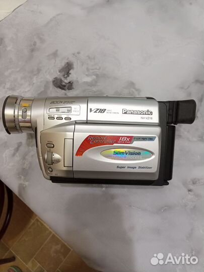 Видеокамера panasonicVZ18