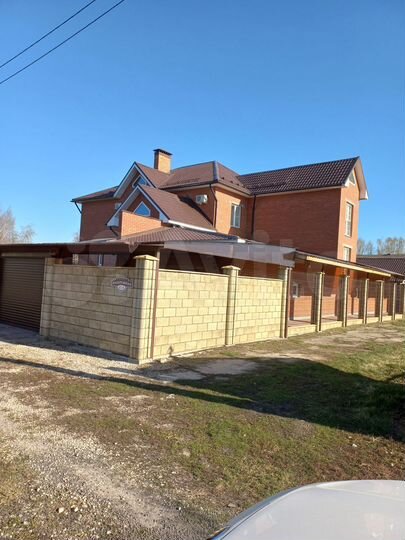 Дом 408 м² на участке 15 сот.