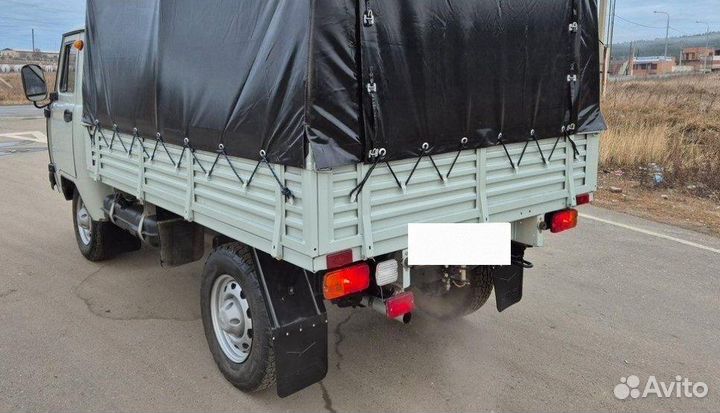 УАЗ 3303 бортовой, 1920