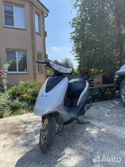 Скутер Honda dio