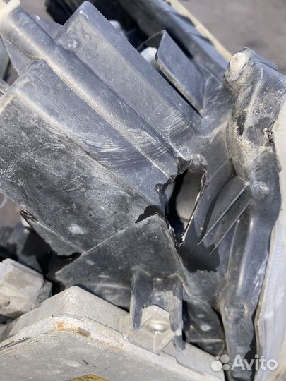 Фара правая 100-87649 mitsubishi Mitsubishi Grandi