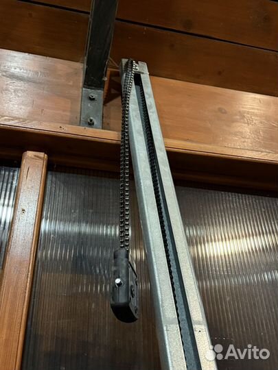 Привод для секционных ворот 275 см рабочие