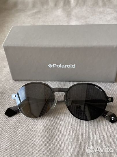 Солнцезащитные очки Polaroid