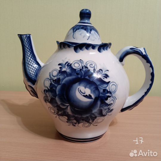 Фарфоровые статуэтки