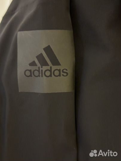 Спортивная куртка adidas