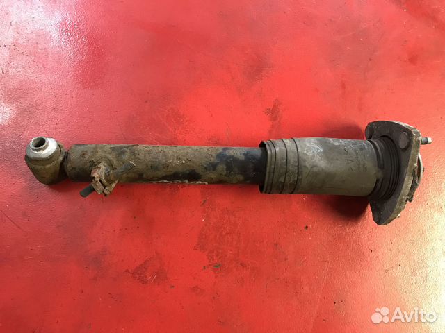 Амортизатор задний правый Bmw X5 E70 M57D30