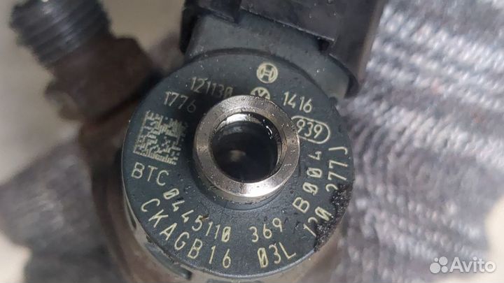 Форсунка топливная Skoda Yeti, 2013