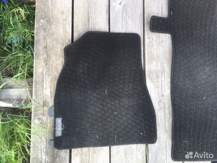 Ковры салона toyota noah 2015 года
