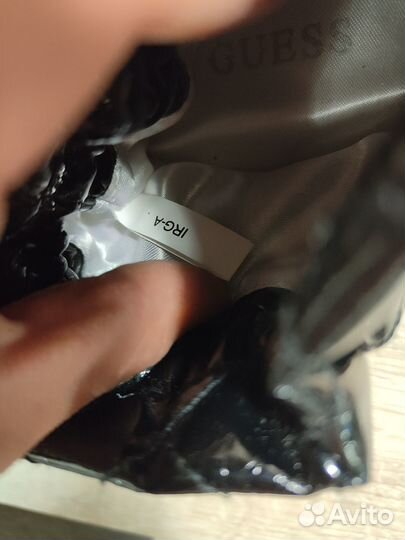 Косметичка Guess