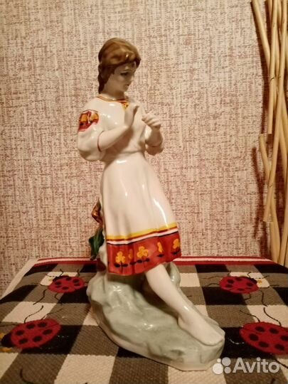 Статуэтки Гадание на ромашке,Сеттер,солонки лфз