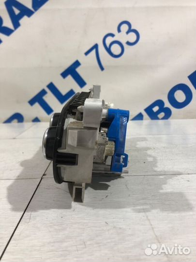 Блок управления печкой renault logan 2 1.6 мт седа