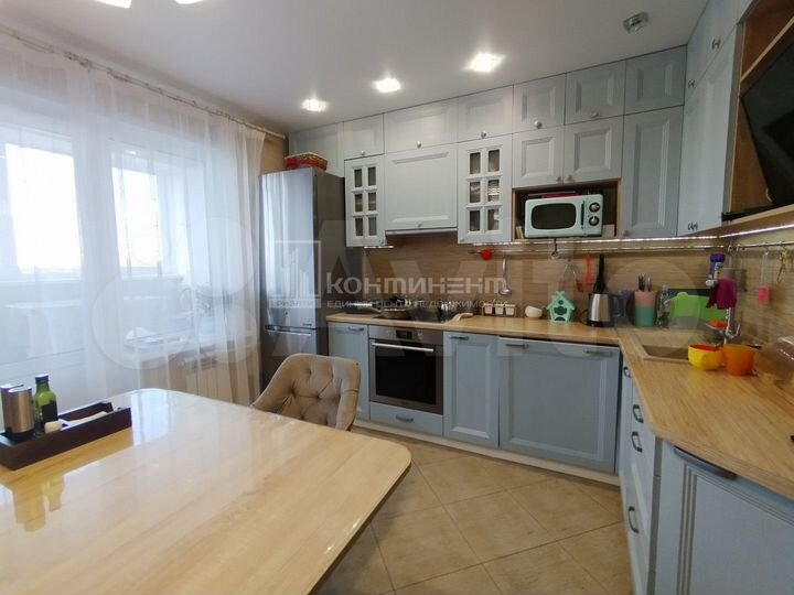 2-к. квартира, 64,1 м², 14/17 эт.