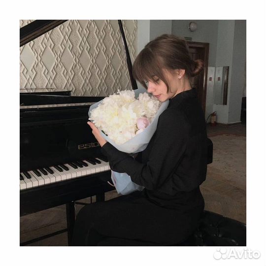 Преподаватель фортепиано и теории музыки