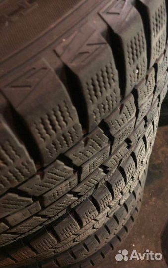 Dunlop Winter Maxx WM01 215/55 R16