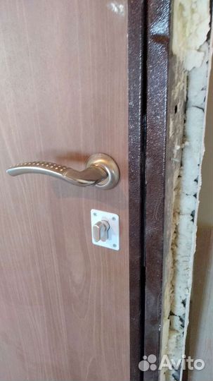 Дверь входная металлическая