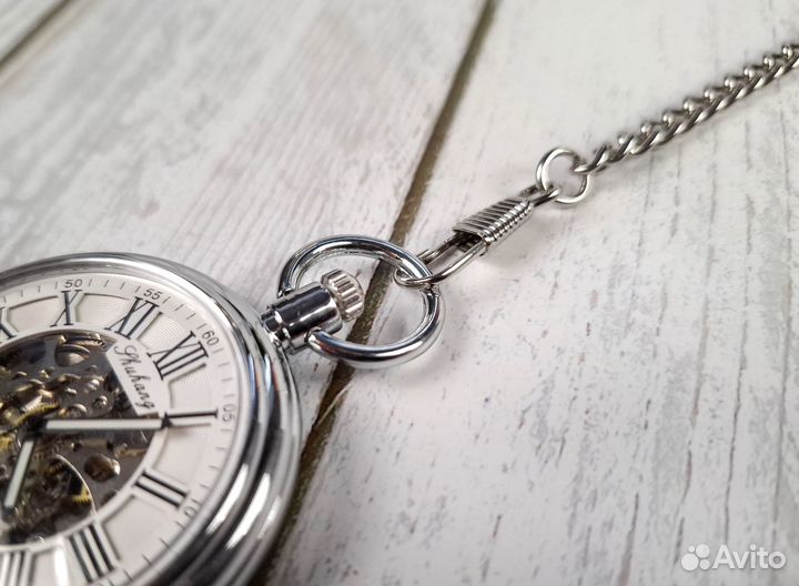 Часы на цепочке механические Silver Roman