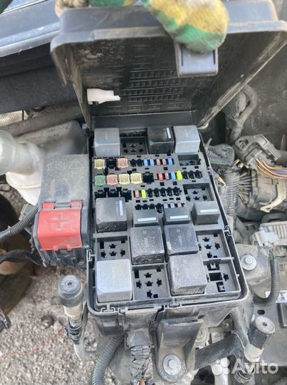 Блок предохранителей на Форд Транзит 2.2 С 2014+