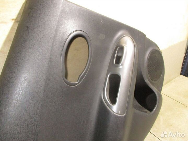 Обшивка двери задней левой Nissan Juke (F15)