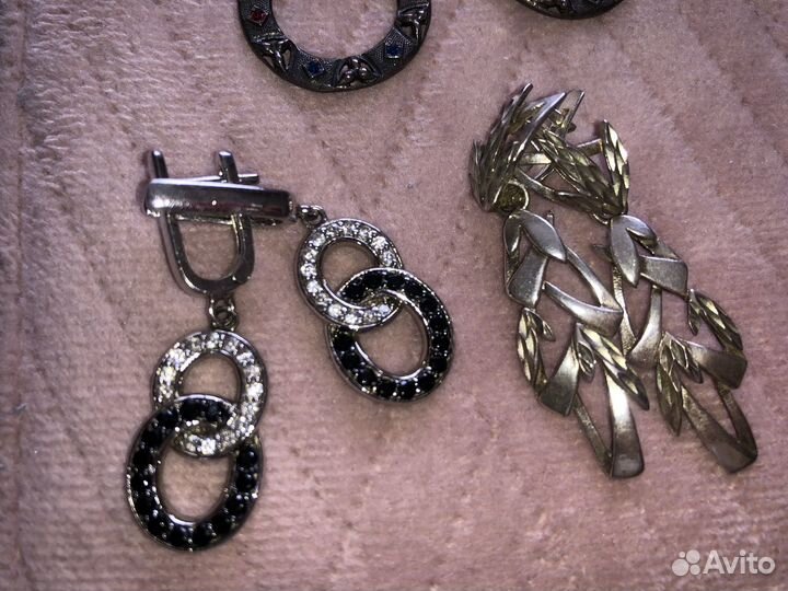 Серебряные сережки с фианитами