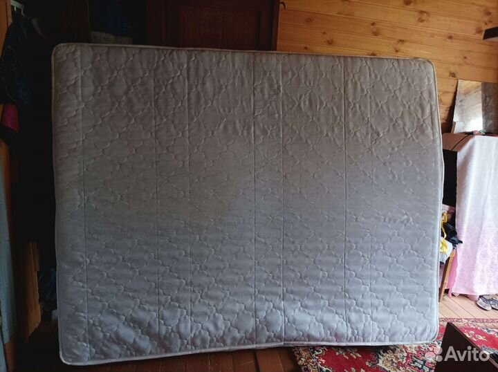 Матрас мало б/у