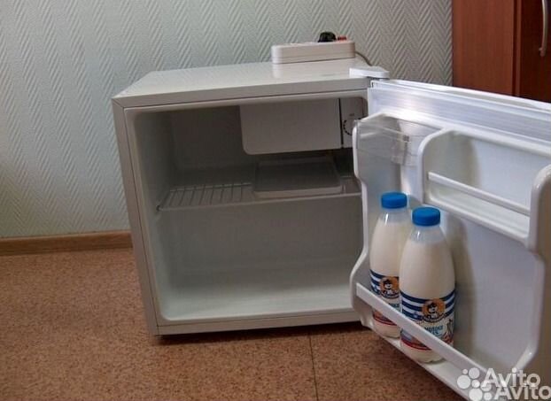 Минихолодильник новый