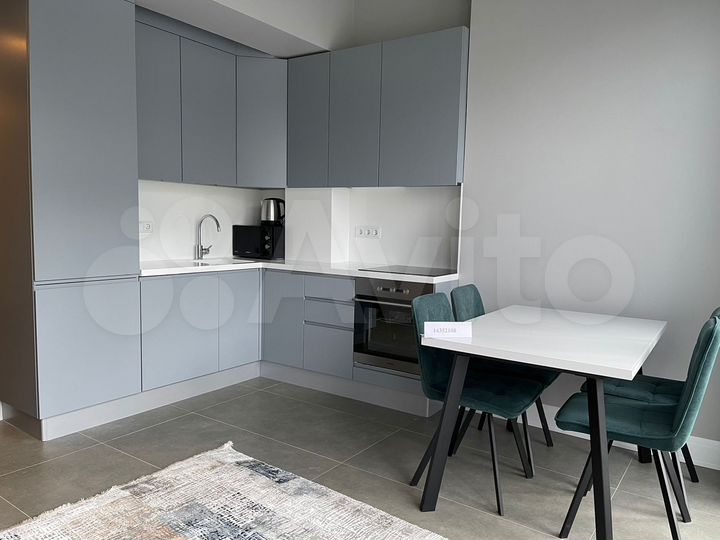 2-к. квартира, 62 м², 2/4 эт.