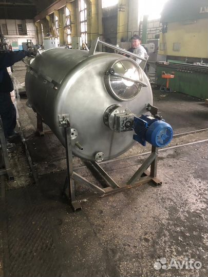 Емкость нержавеющая Реактор нержавейка 5500 литров