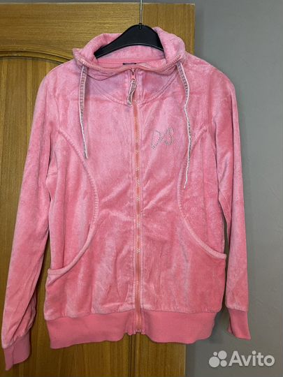 Спортивный костюм женский