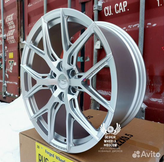 Кованые диски R22 на Cadillac Escalade Vossen HF-5
