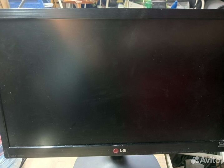 Монитор LG