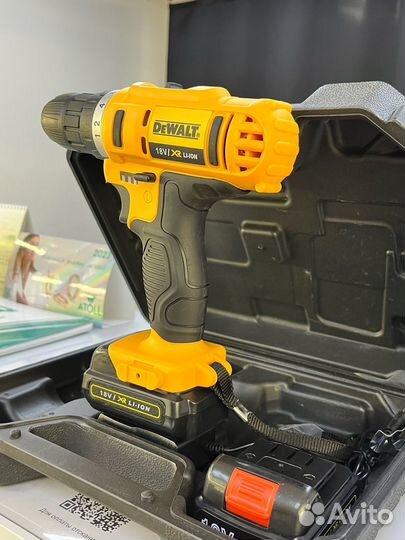 Шуруповерт DeWalt 18v