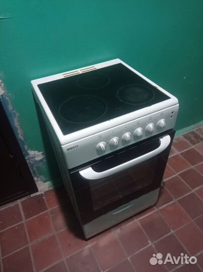 Плита электрическая стеклокерамика б/у