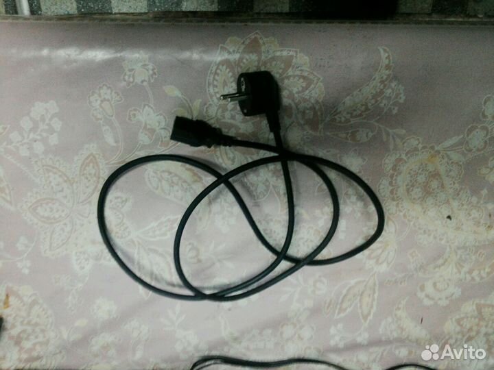 Провод для компьютера