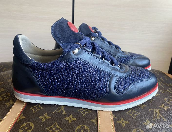 Кроссовки Kiton
